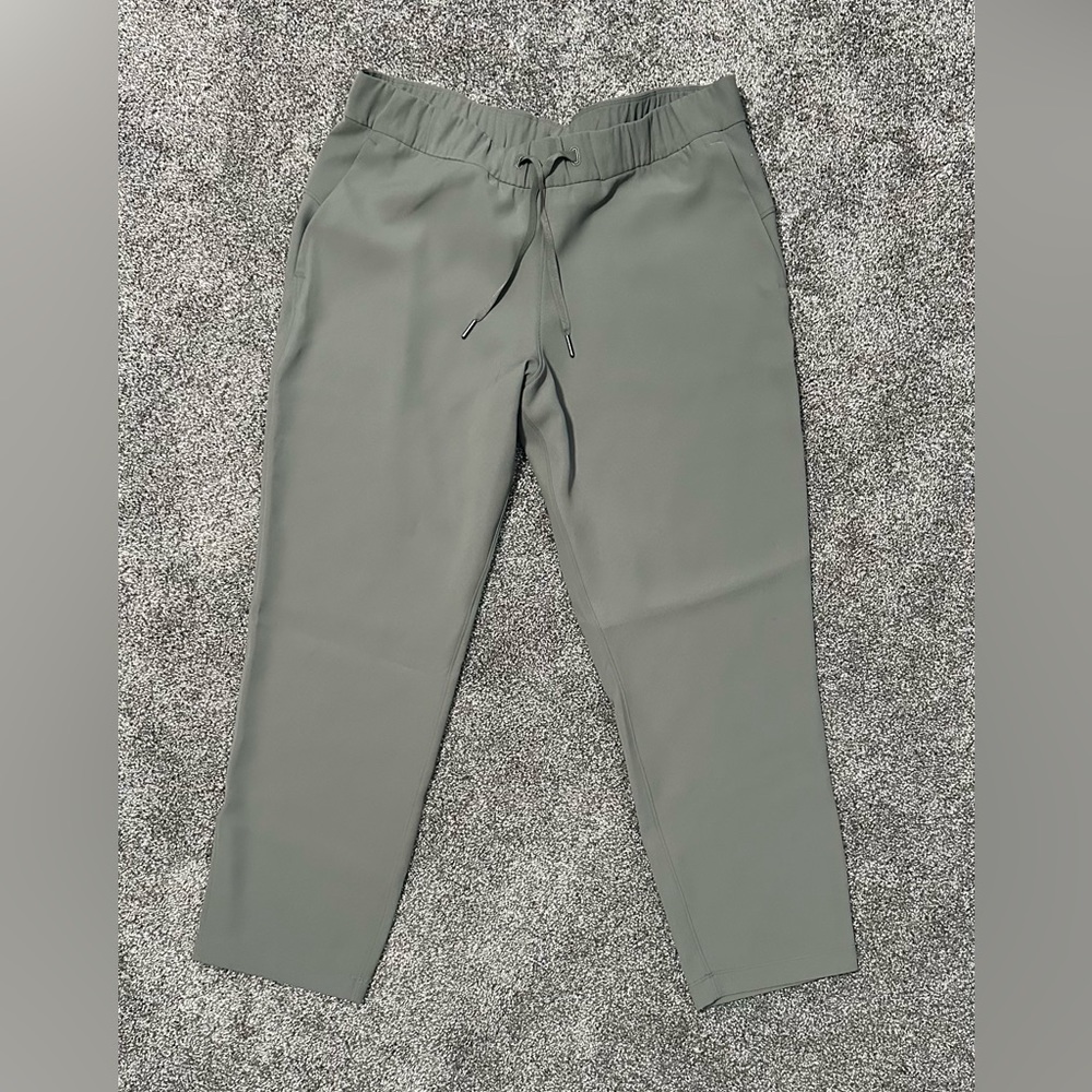 Lululemon size 12